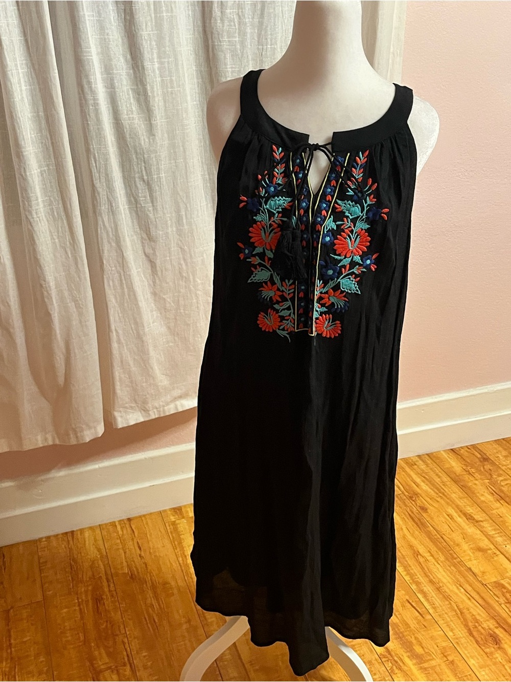 AUW Black Sleeveless Dress with Red and Teal Floral Embroidery